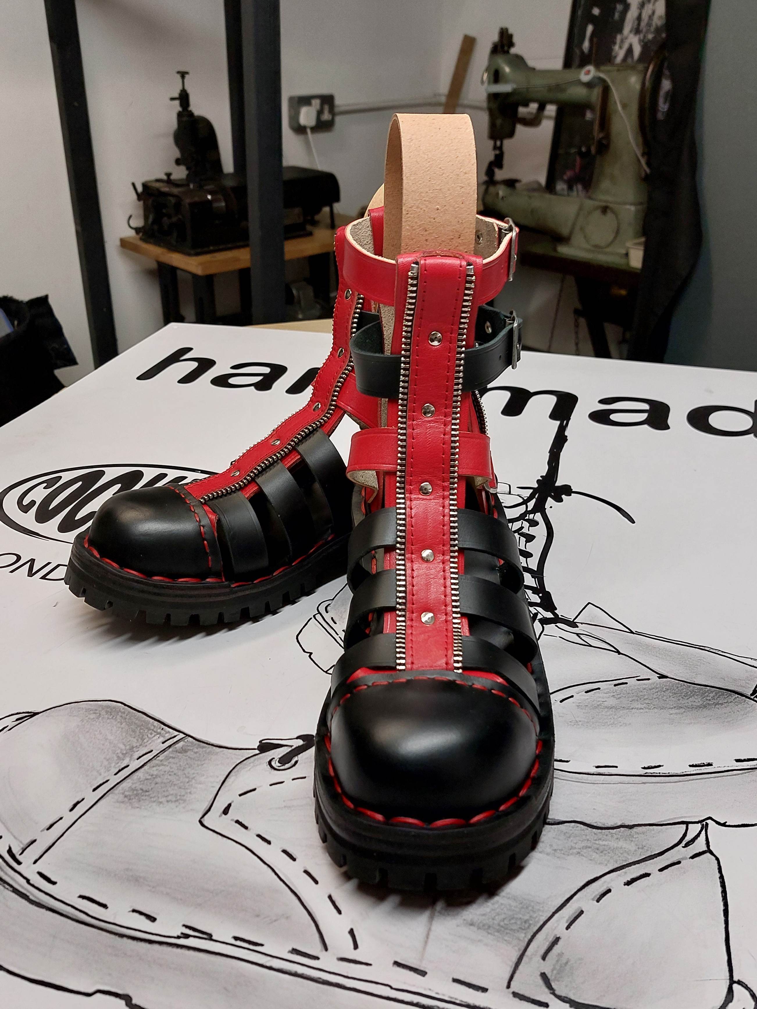 Gladiator sandals 3 B Black Red CS